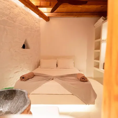 M-vibes Mykonos 卡拉法蒂斯