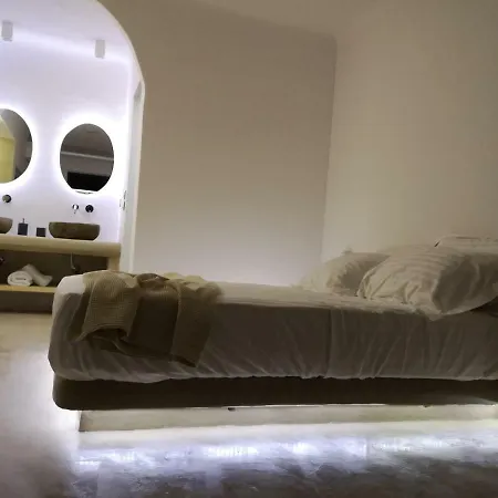 M-vibes Mykonos Apartahotel