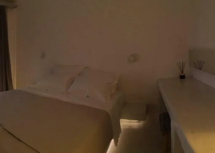 M-vibes Mykonos Aparthotel Kalafatis