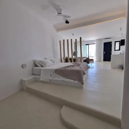 M-vibes Mykonos Apartmanhotel 4*