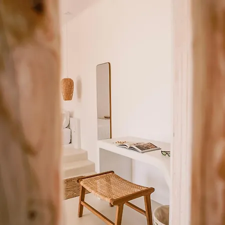 M-vibes Mykonos 4*