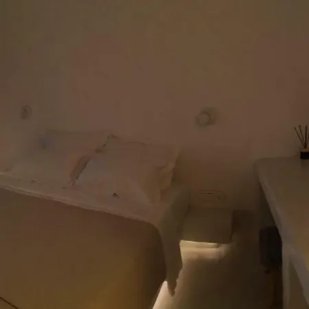 M-vibes Mykonos Ξενοδοχείο με διαμερίσματα Καλαφάτη