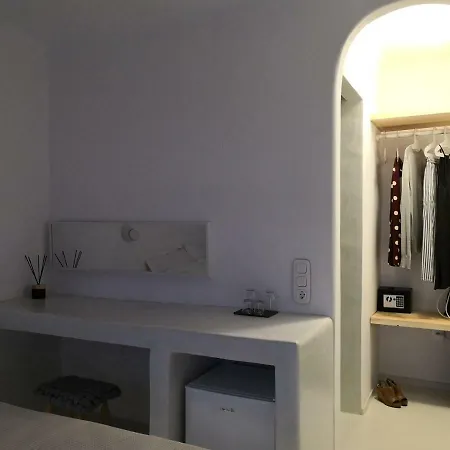 M-vibes Mykonos Καλαφάτη