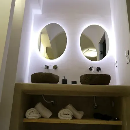 M-vibes Mykonos 4* Καλαφάτη