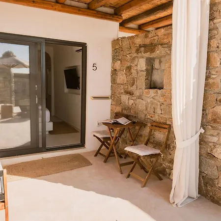M-vibes Mykonos Aparthotel 4*